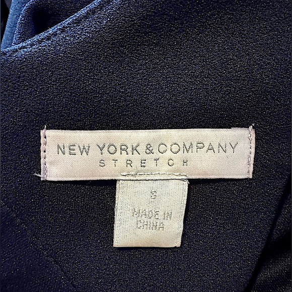 EUC NY&Co. Navy Blue Pleated Neck Sleeveless Dress Size S. Back Silver Full Zip - Picture 9 of 9